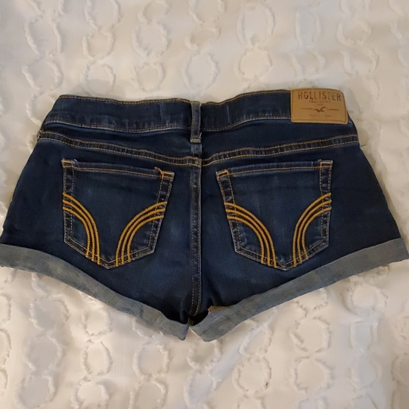 HOLLISTER STRECH  SHORTS 0 - Picture 4 of 5